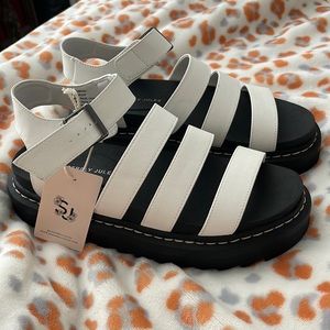 Sincerely Jules sandals. New with tags! Never been worn except to try on!